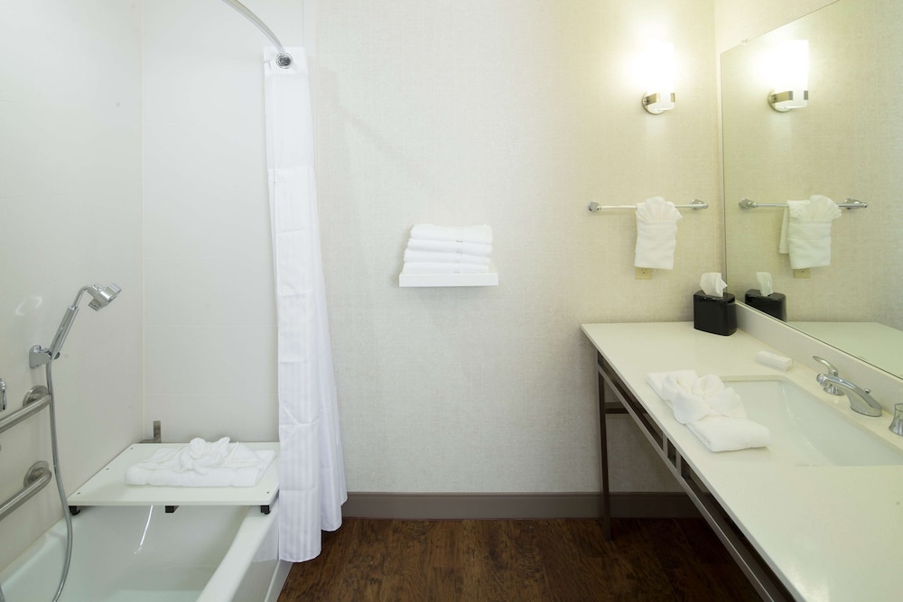 Hilton Garden Inn Longview - photo 33