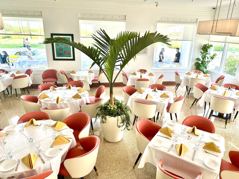 Avalon Hotel - photo 49
