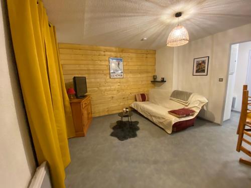 Appartement Pyrenees Sainte Marie de Campan — hotel in Campan