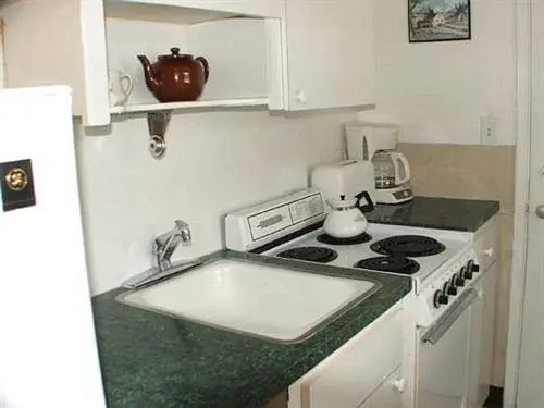 Ronny Dee Resort Motel - last minute hotel in Pompano Beach