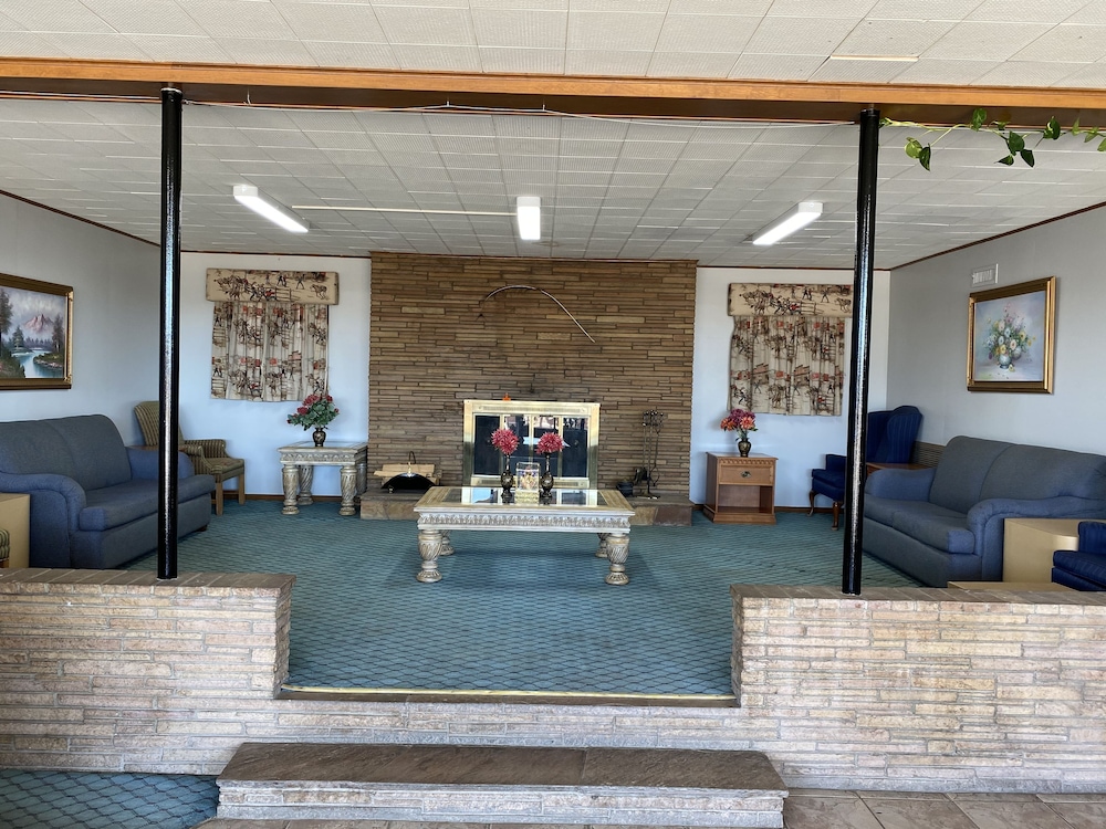 Western Skies Motel - photo 4