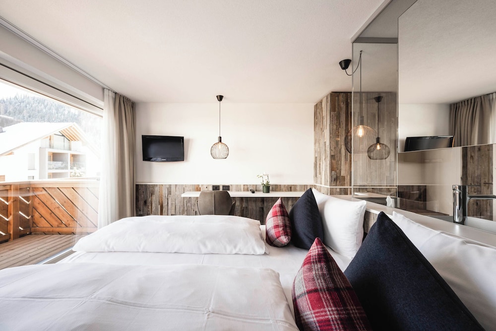 Hotel Ladinia — Badia — photo 4