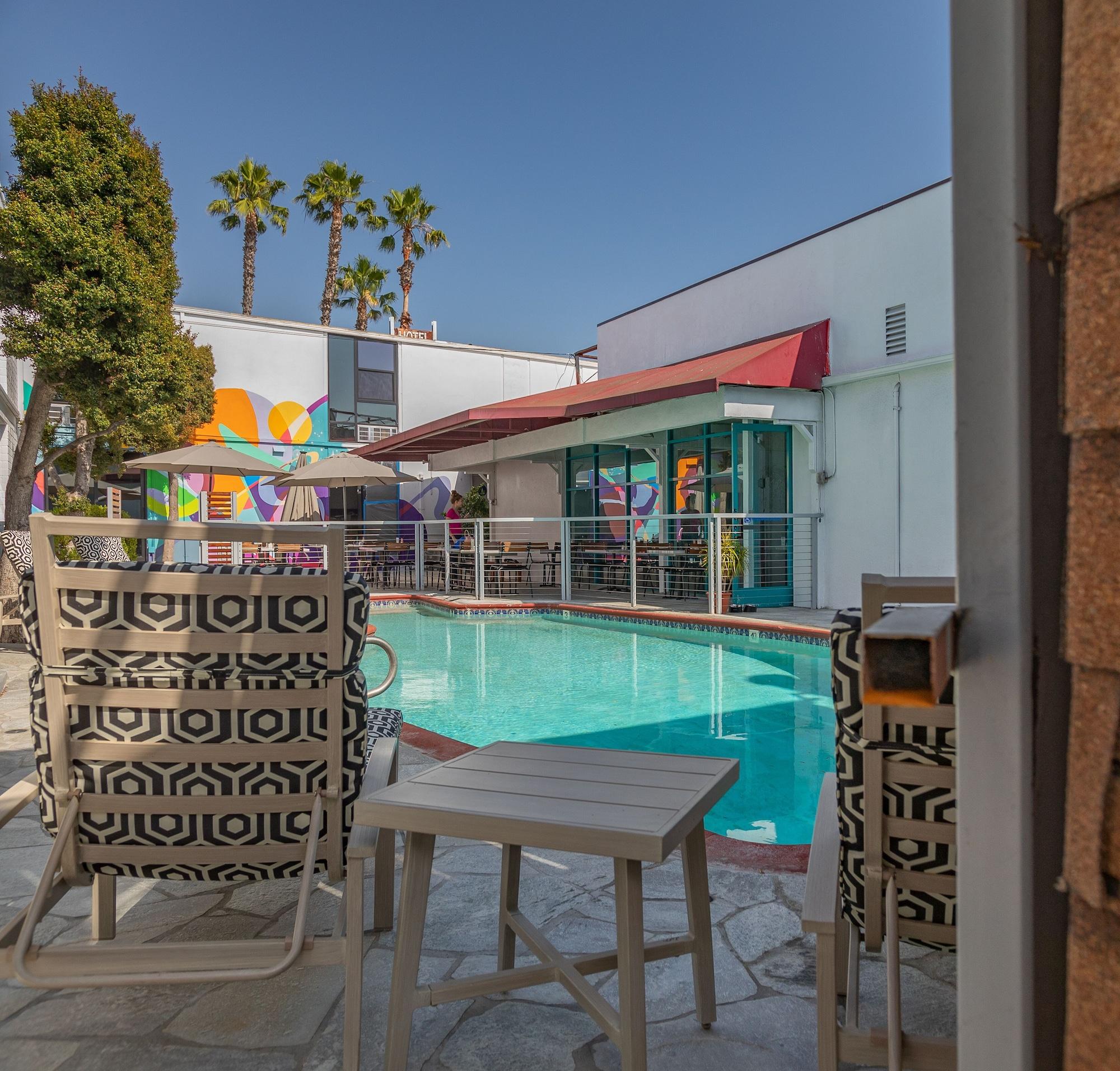Park Plaza Lodge Hotel - photo 2