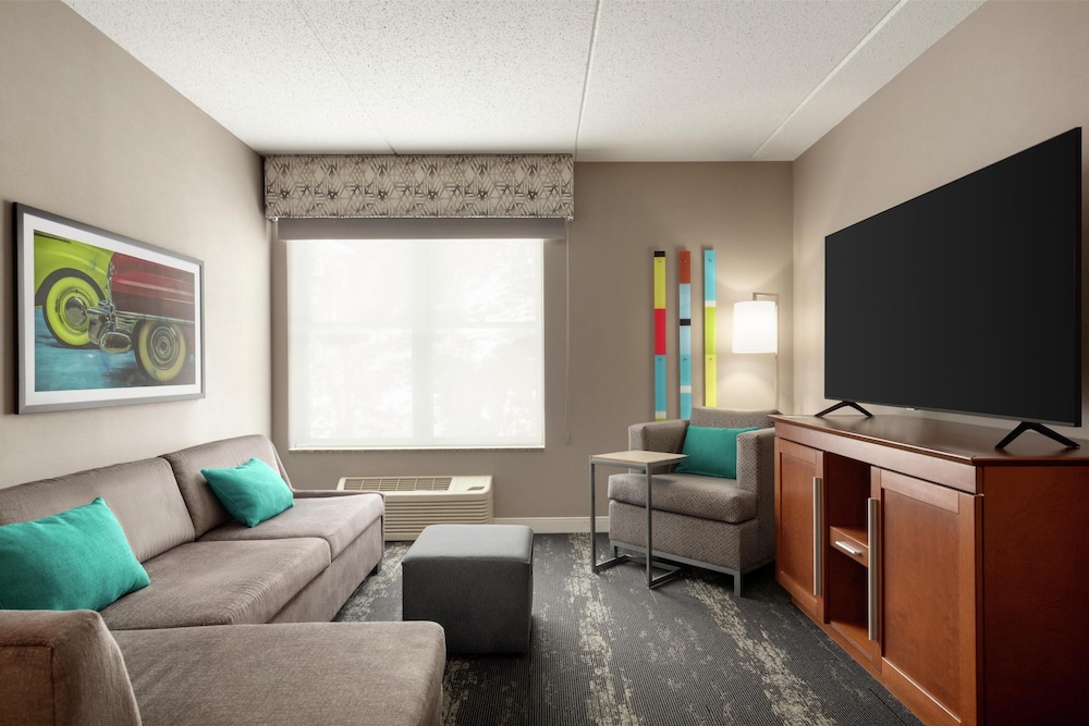 Hampton Inn Deadwood at Tin Lizzie Gaming Resort - photo 23