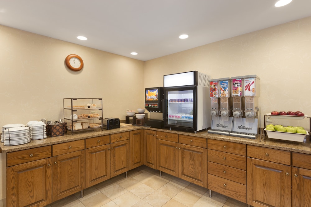 Country Inn & Suites by Radisson Rochester MN - photo 12