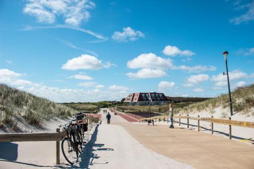 Strandhotel Buren aan Zee - carbon neutral hotel in Nes
