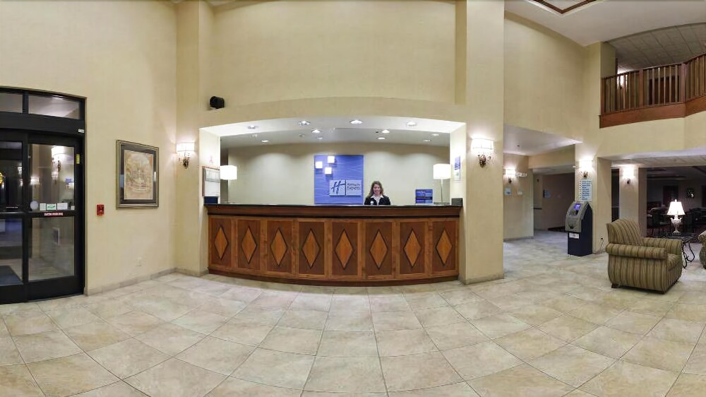 Holiday Inn Express Syracuse Fairgrounds by IHG - photo 5