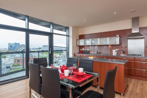 Glasgow City Flats — 4-Star Luxury Hotel in Glasgow, United Kingdom