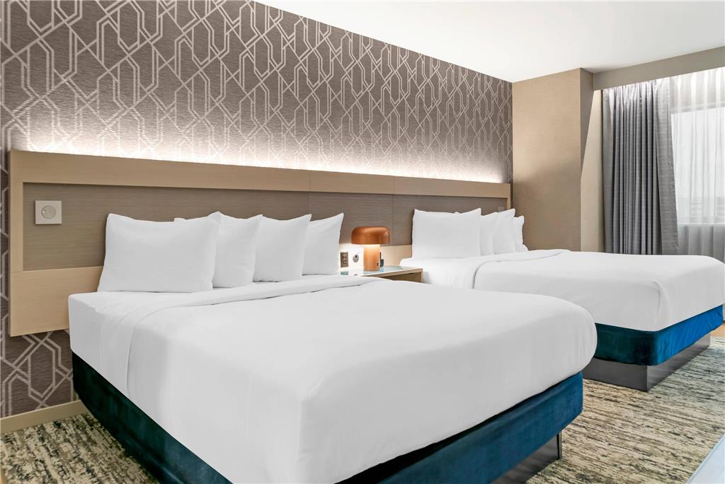 Radisson Plaza Hotel at Kalamazoo Center - photo 30