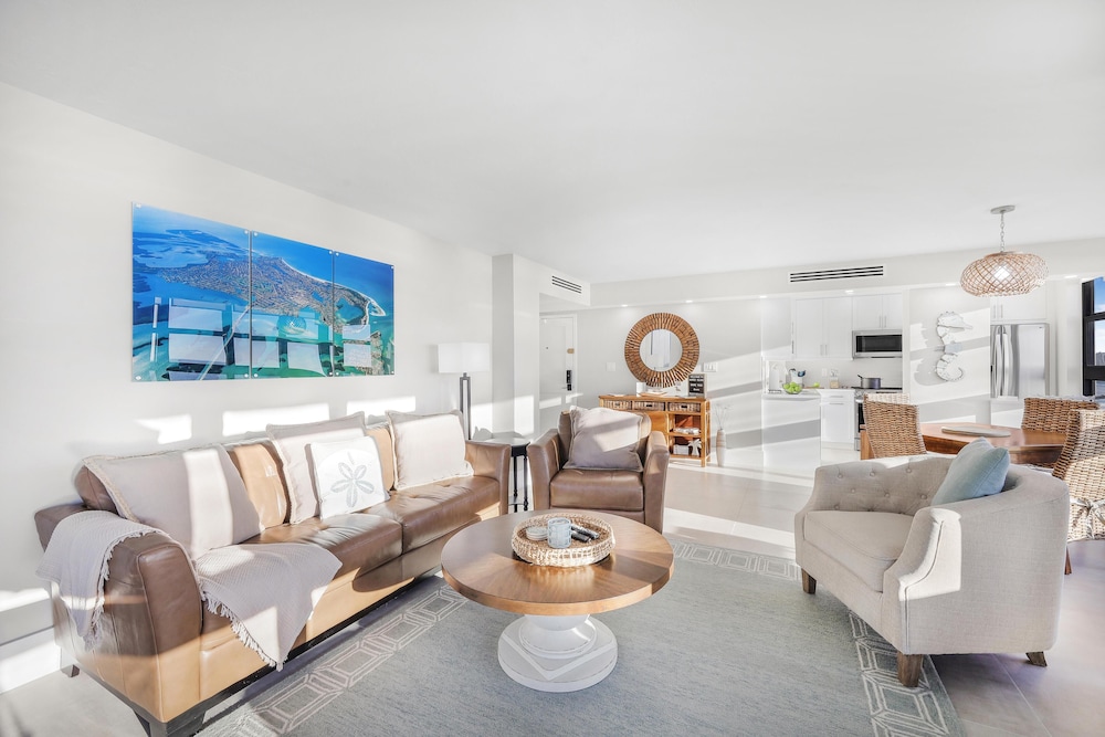 South Seas Tower 1 1212 - photo 20