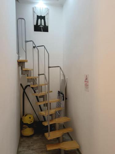 Vörösmarty Street Apartment — 4-Star Luxury Hotel in Budapest, Hungary