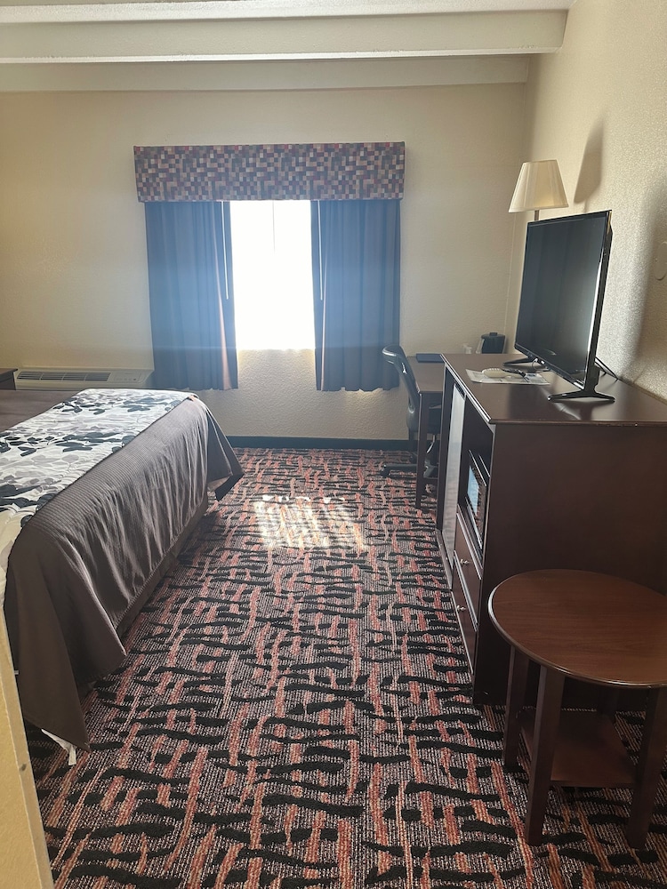 Rodeway Inn Zanesville OH - photo 5