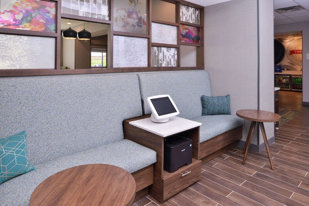 Hampton Inn Lakeville Minneapolis - photo 7