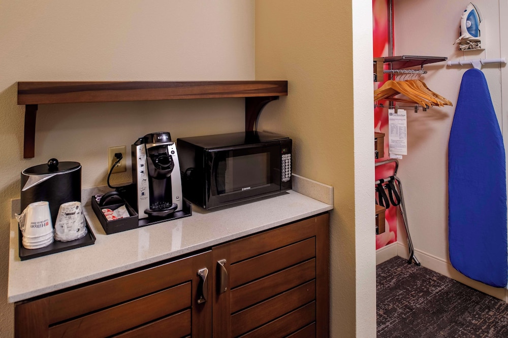 Hilton Garden Inn Chesterfield - photo 9