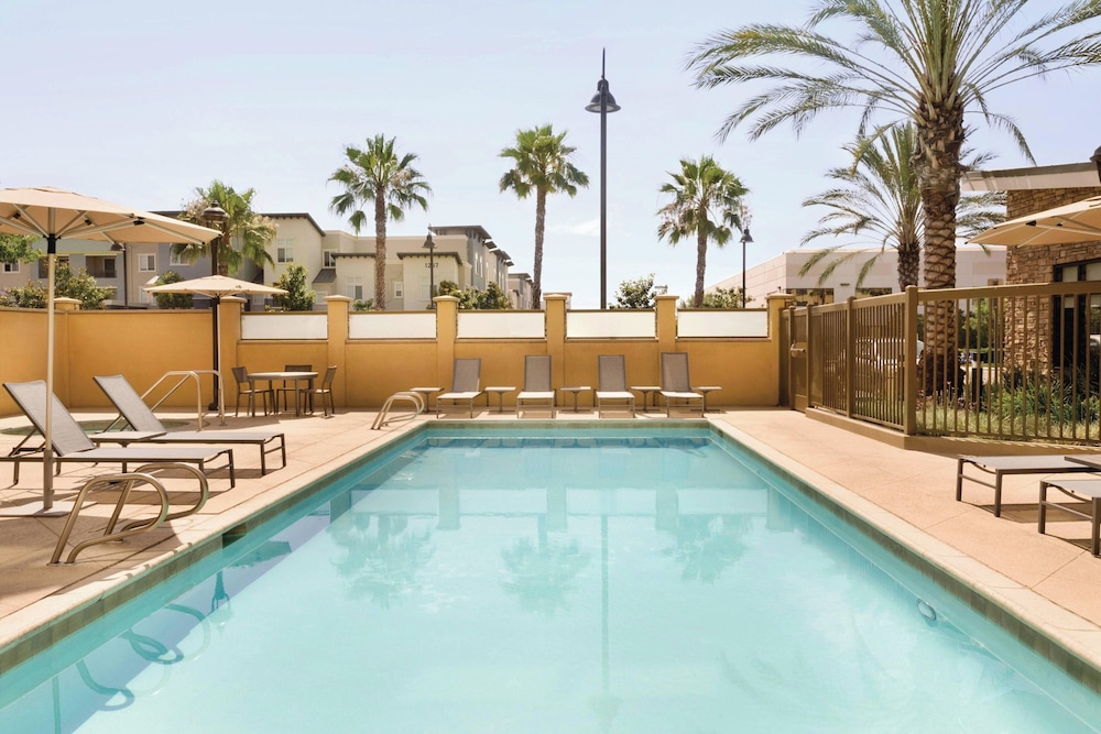 Residence Inn by Marriott San Diego North San Marcos - photo 17