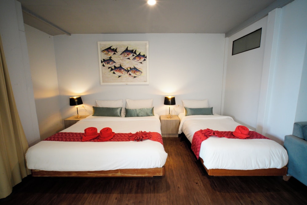 Villa Cha Cha Chaolao Beach Resort in Tha Mai, Thailand