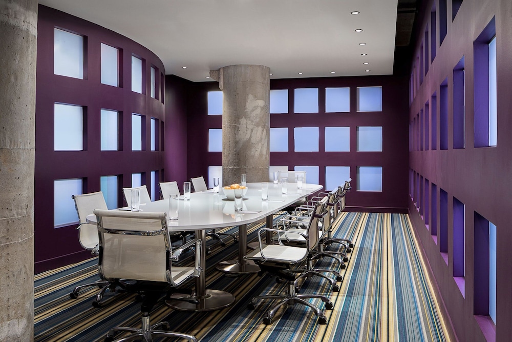Aloft Dallas Downtown - photo 39