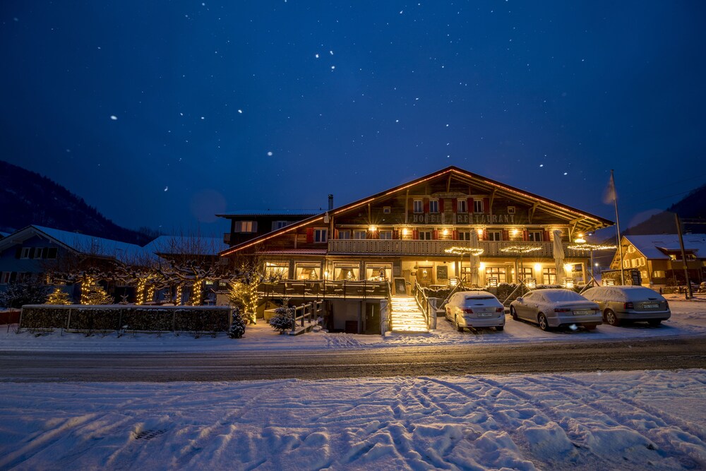 Hotel Kaiserstuhl — 4-Star Luxury Hotel in Lungern, Switzerland
