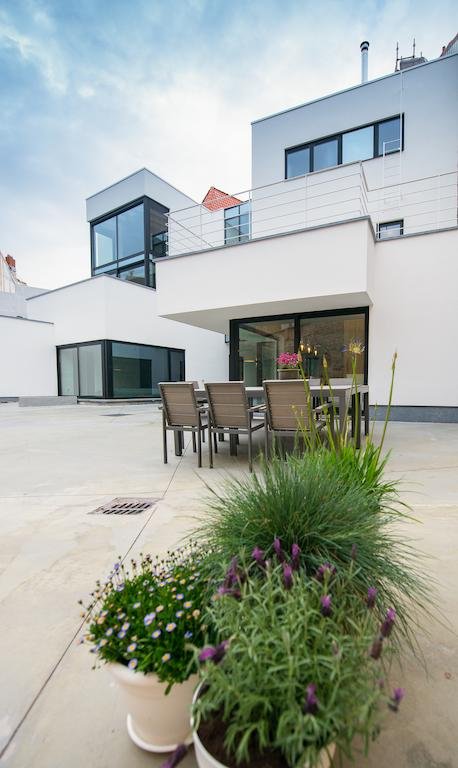 Villa Fluisterbos met gratis parking — 4-Star Luxury Hotel in Ostend, Belgium