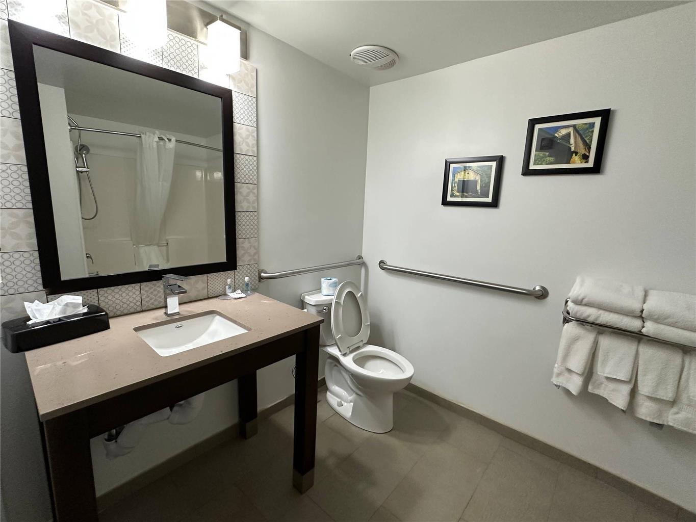 Comfort Inn & Suites Cartersville Emerson Lake Point - photo 11