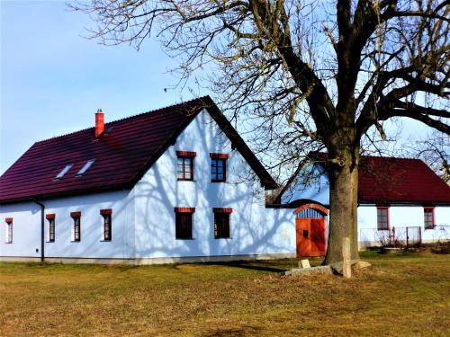 Chalupa Vícemil - carbon neutral hotel in Unknown City