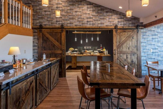 River District Hotel - photo 18