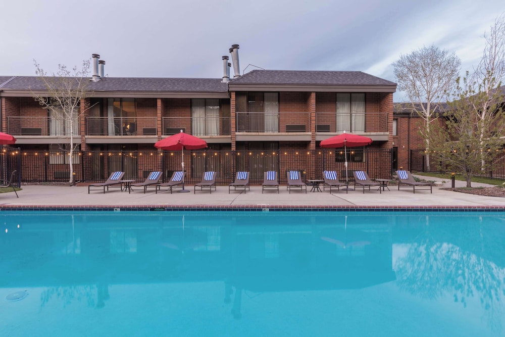 DoubleTree by Hilton Hotel Park City The Yarrow - photo 49