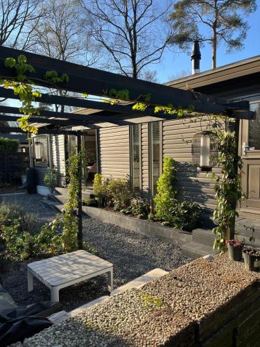 Quiet and spacious holiday home — 4-Star Luxury Hotel in Voorthuizen, Netherlands