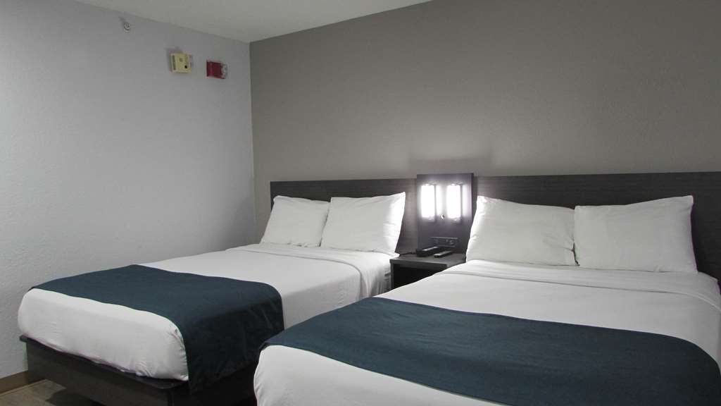 Motel 6 West Des Moines IA - photo 13