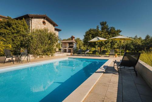 Villa Castelo by AwayToCroatia — 4-Star Luxury Hotel in Buje, Croatia