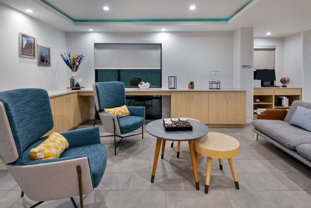 TownePlace Suites Buffalo Airport - photo 2