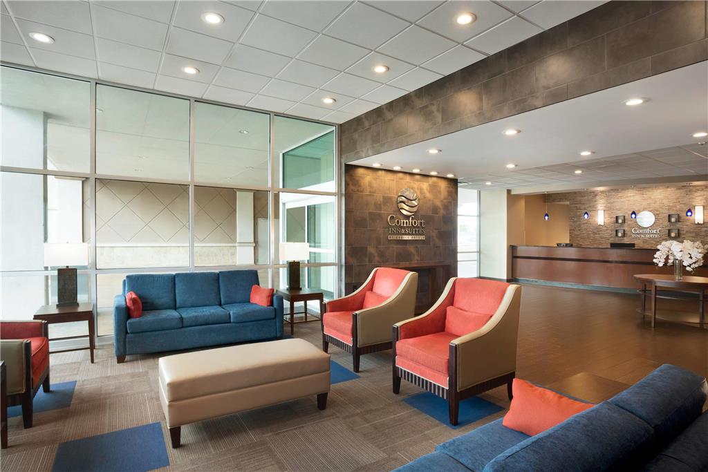 Comfort Inn & Suites Presidential Downtown Little Rock - photo 2