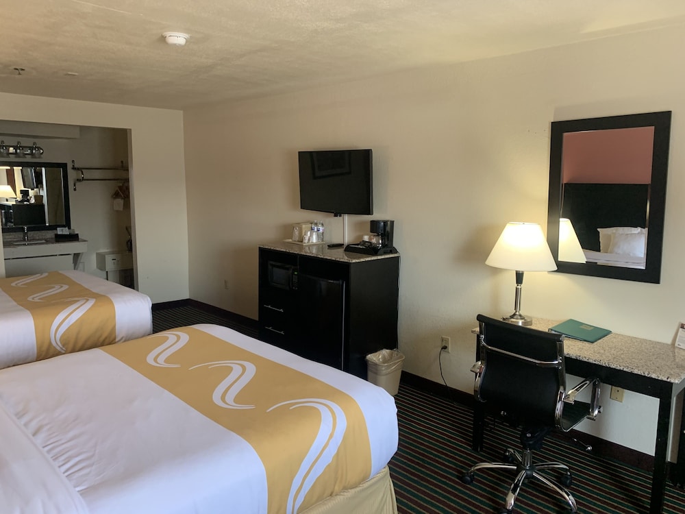 Baymont by Wyndham Del Rio - photo 16