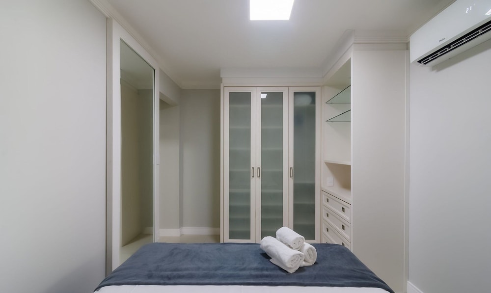 Apartment With Privileged sea View 4 Suite Etl2702