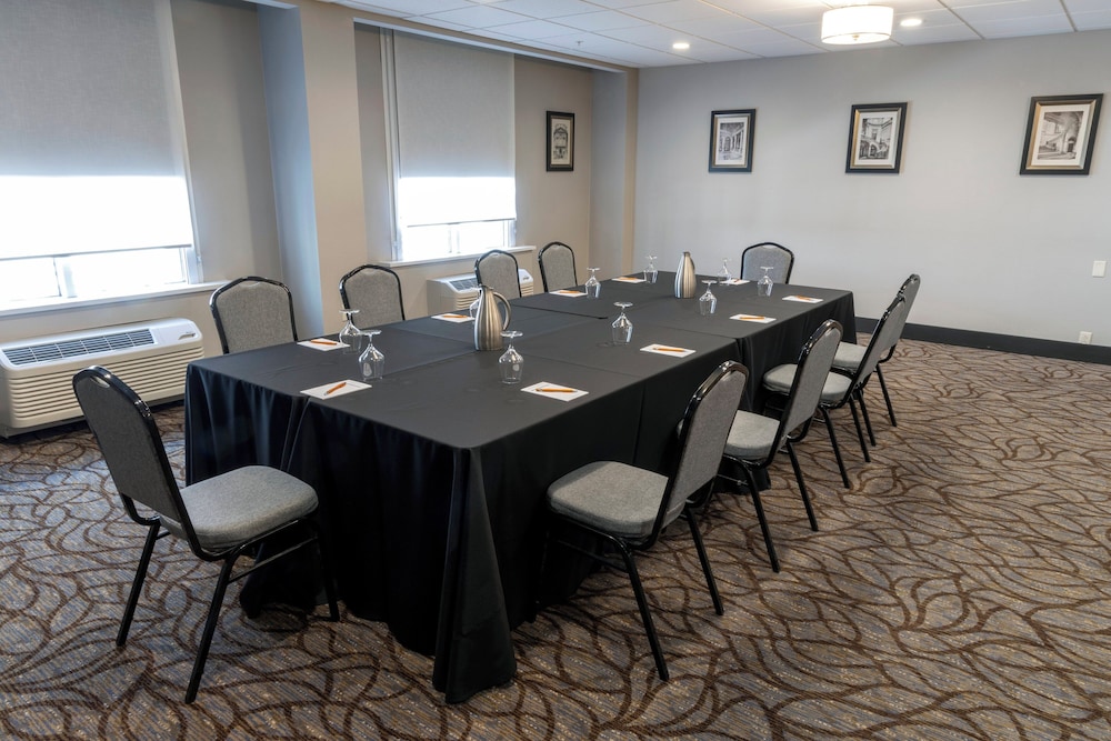Holiday Inn Lancaster by IHG - photo 72