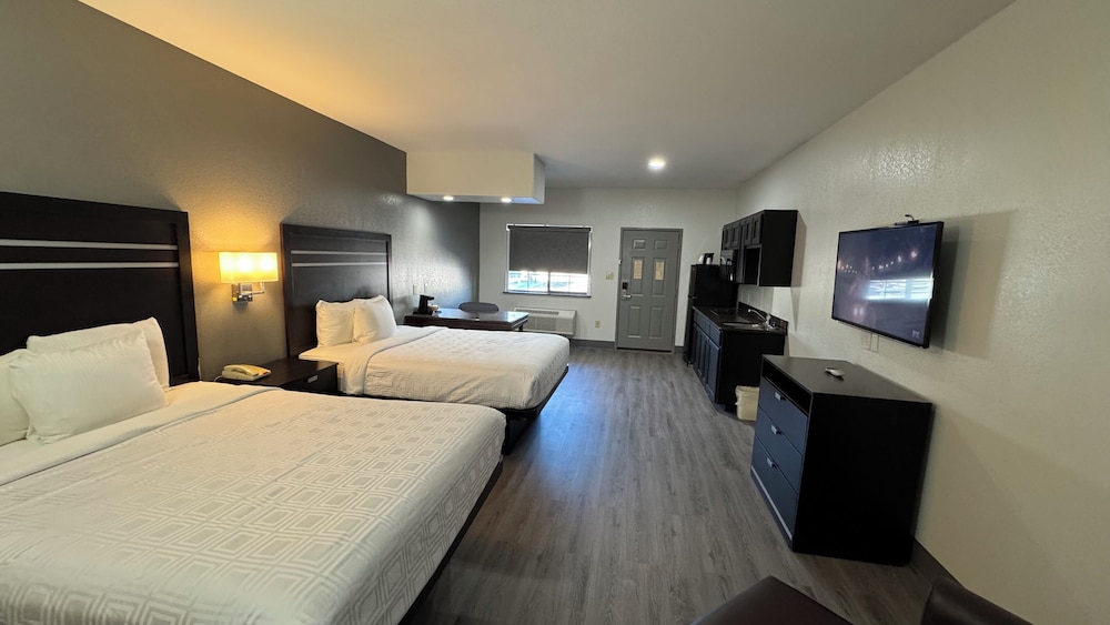 Sunbridge Inn and Suites - photo 27
