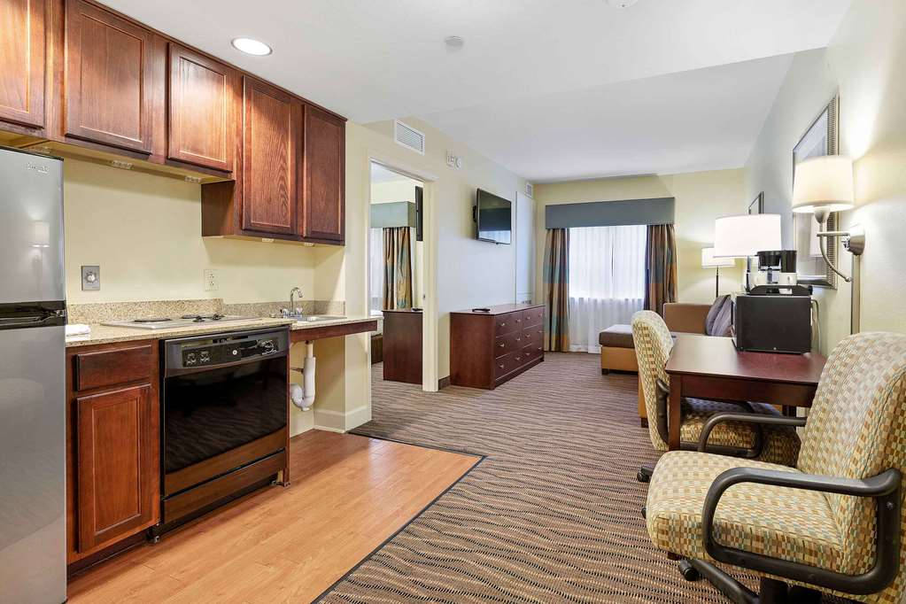 Extended Stay America Premier Suites Lakeland I4 - photo 47