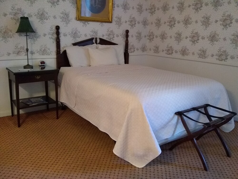 The Charles Inn at Vacationland Inns - photo 69