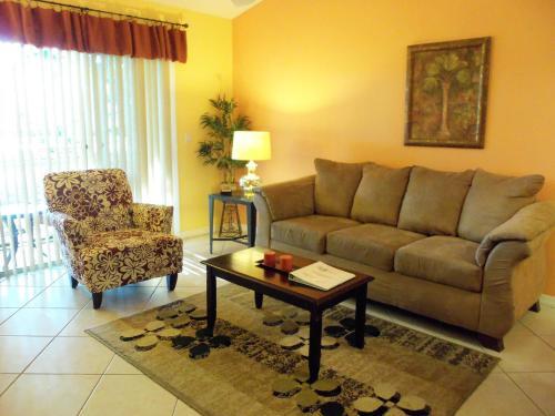 Grand Palms Resort by Sun Country Villas - photo 3