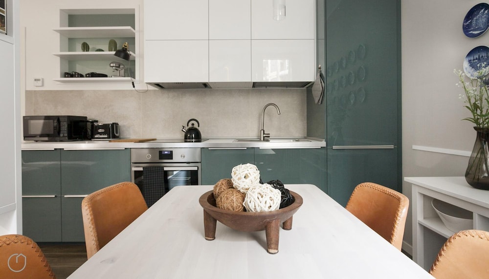 Italianway Magenta 32 Bilocale — 4-Star Luxury Hotel in Milan, Italy