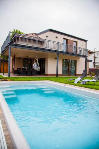 BalaKing in Zamardi, Hungary