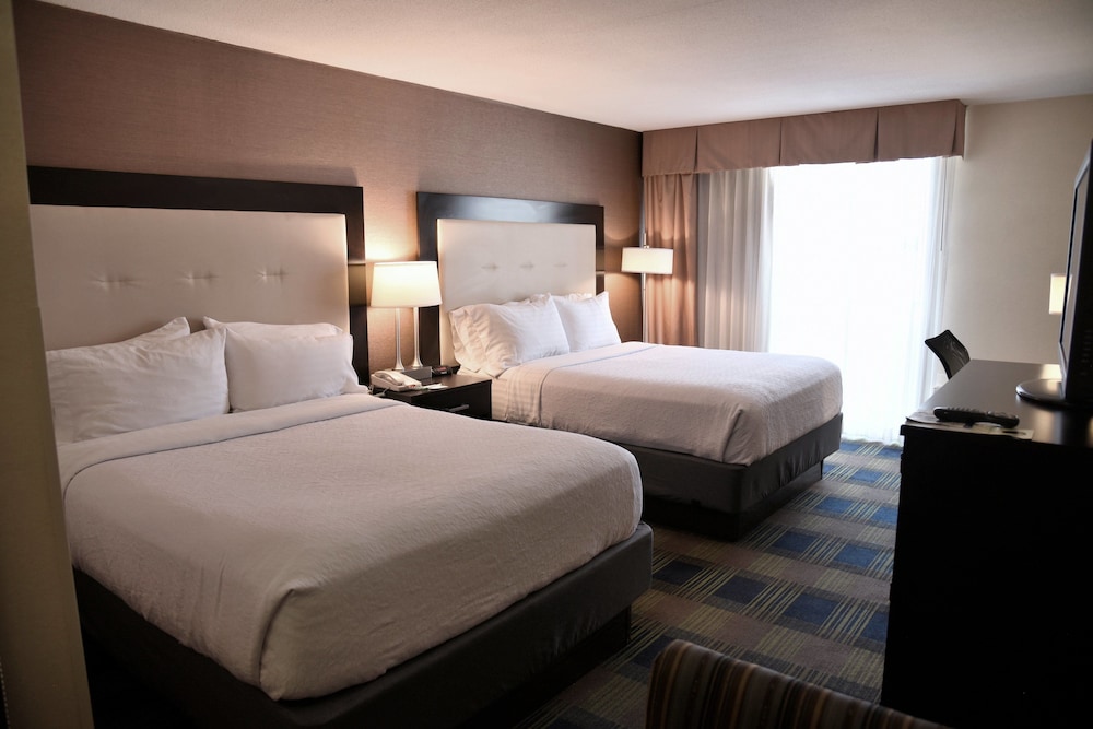 Spark by Hilton Akron Fairlawn - photo 5