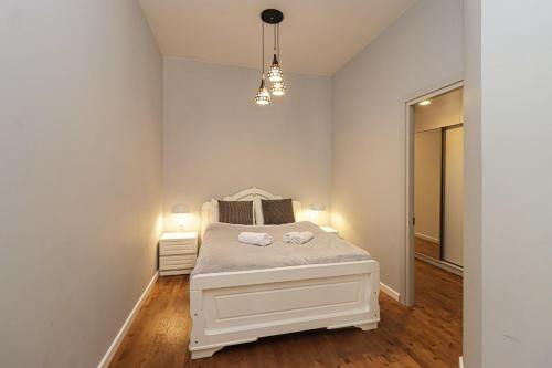 Charming 2BR Apartment in OldTbilisi
