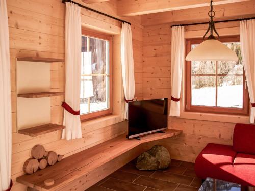 Chalet Glockner 1 by Interhome — 4-Star Luxury Hotel in Heiligenblut, Austria