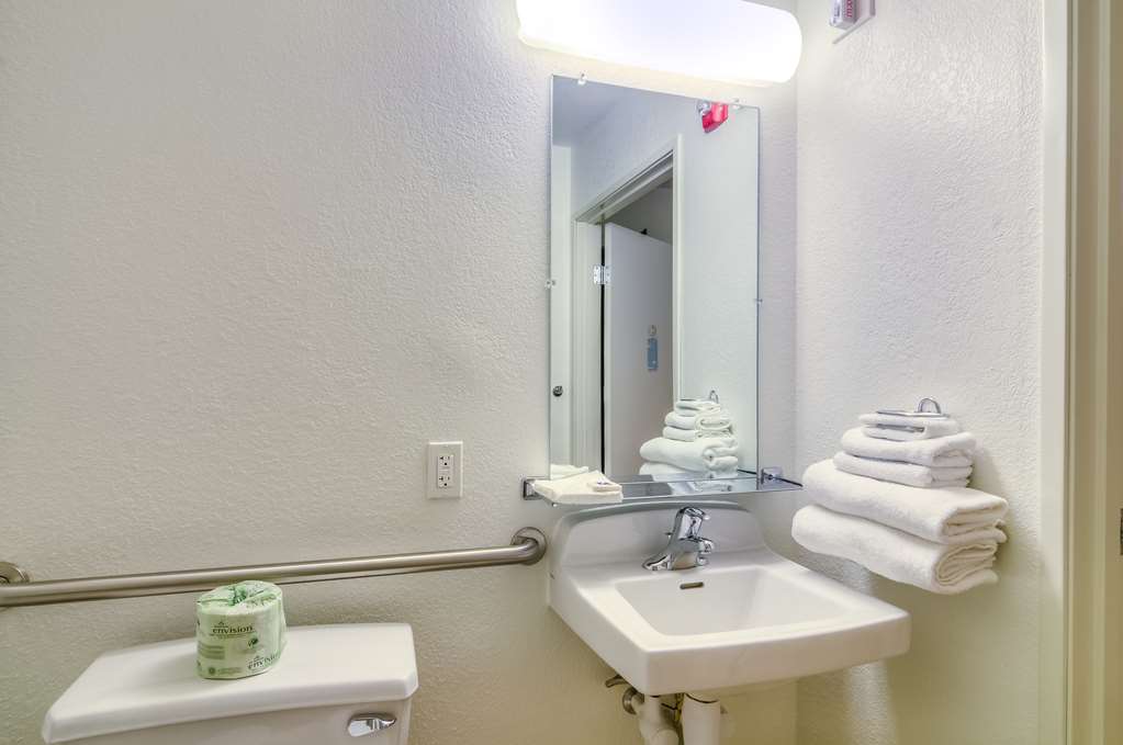 Motel 6 Arlington Heights IL Chicago North Central - photo 18