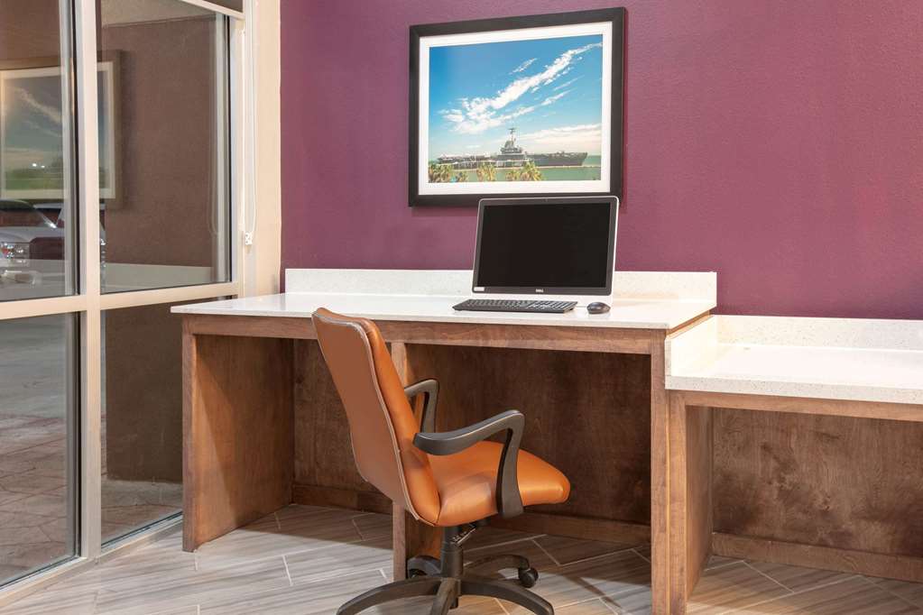 Wingate by Wyndham Corpus Christi - photo 18