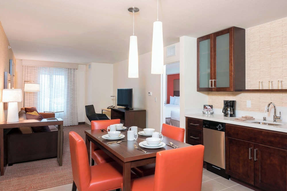 Residence Inn by Marriott Green Bay Downtown - photo 16