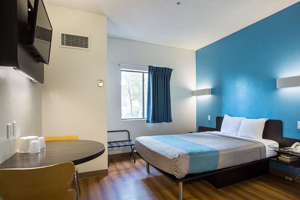 Motel 6 Page AZ - photo 20