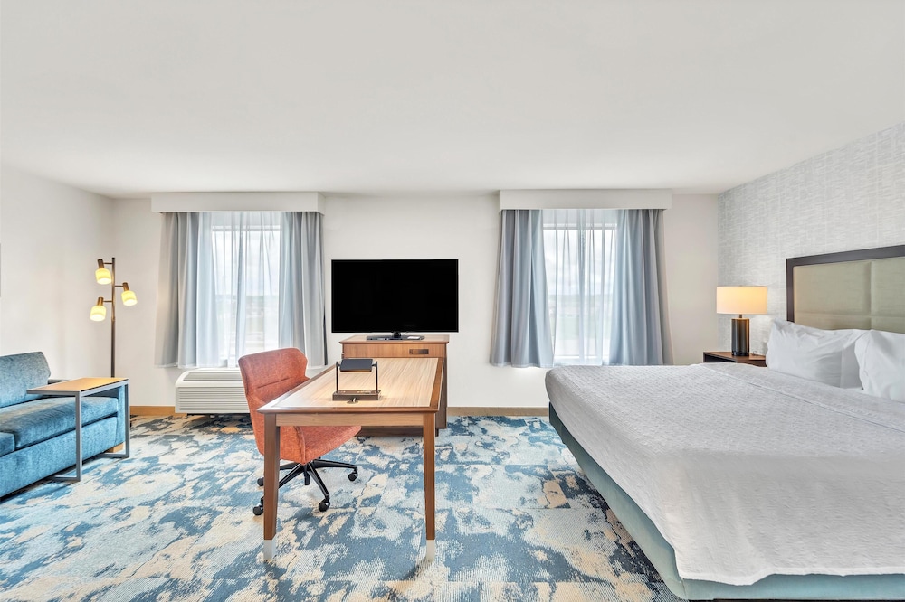 Hampton Inn & Suites Kenosha Pleasant Prairie - photo 21