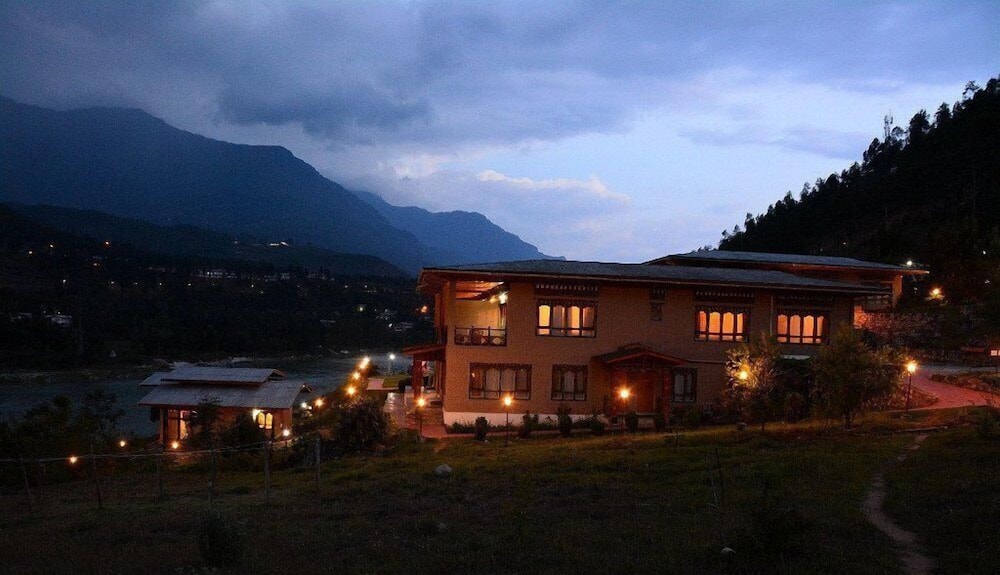 Punatshangchhu cottages in Wangdue Phodrang, Bhutan